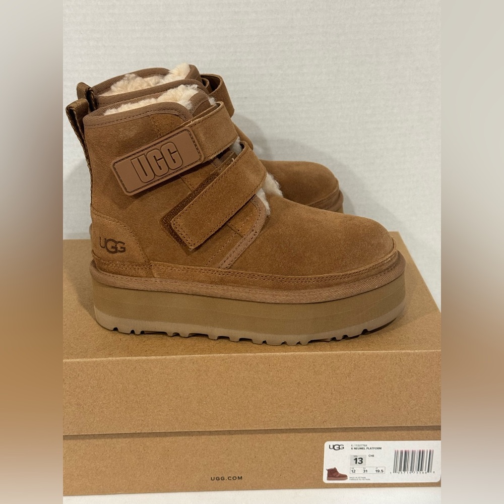 Kids UGG platform boots